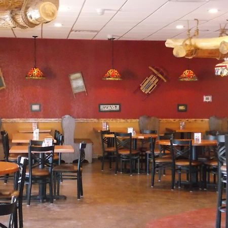 Econo Lodge Inn & Suites Brookings Εξωτερικό φωτογραφία