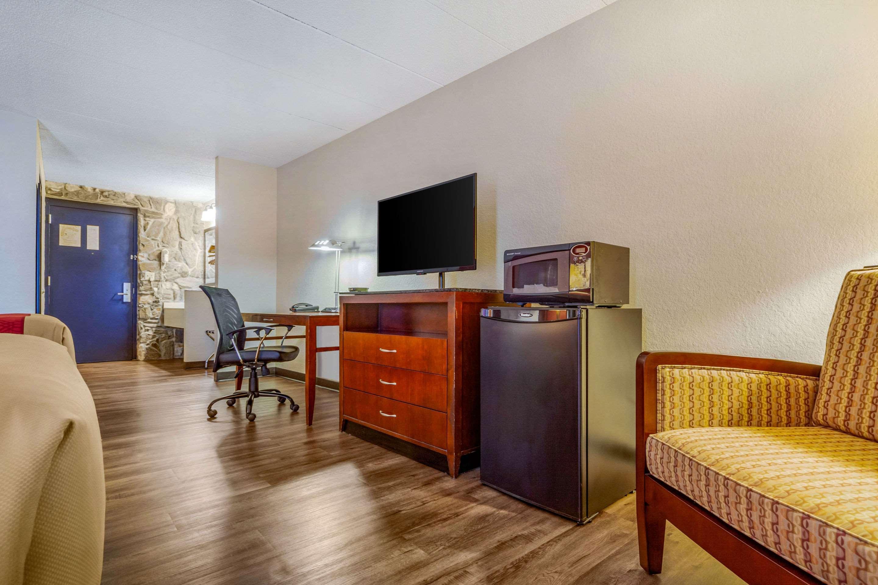 Econo Lodge Inn & Suites Brookings Εξωτερικό φωτογραφία