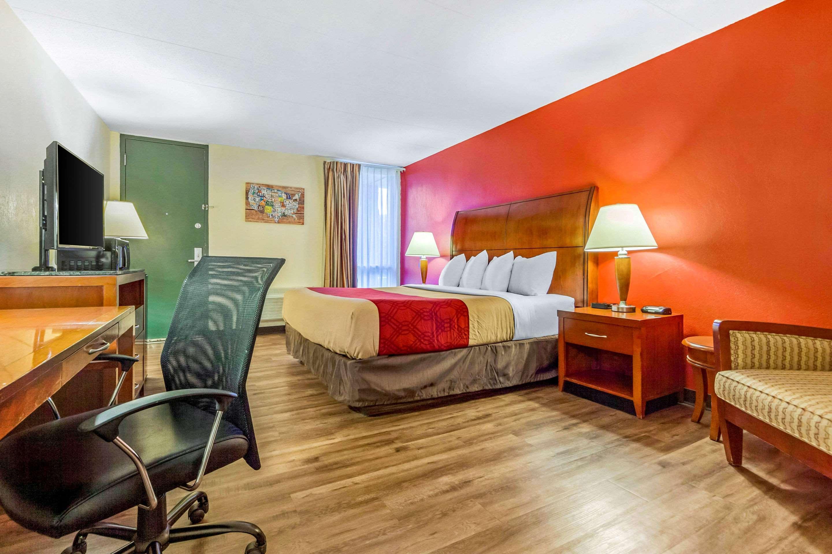Econo Lodge Inn & Suites Brookings Εξωτερικό φωτογραφία
