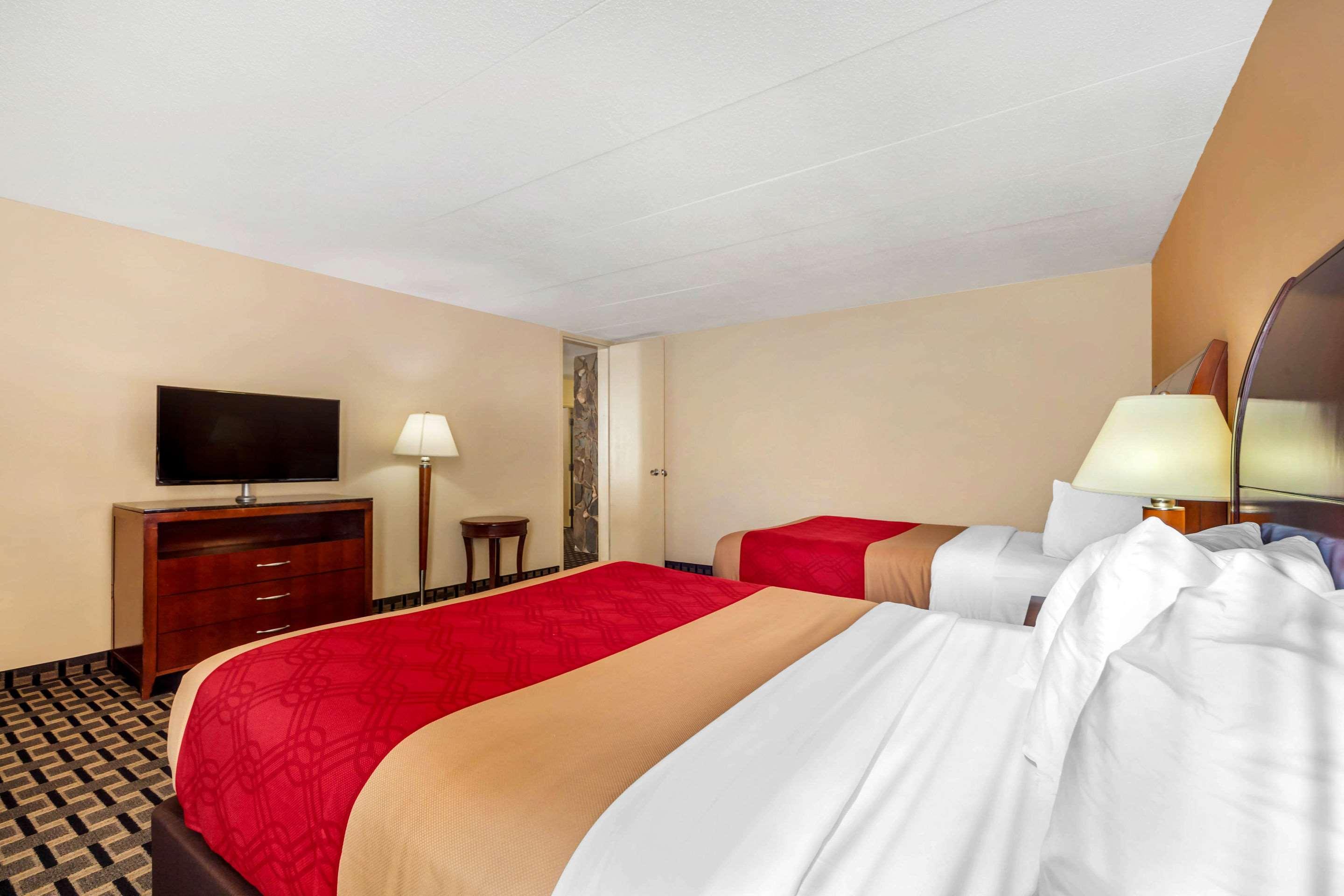 Econo Lodge Inn & Suites Brookings Εξωτερικό φωτογραφία