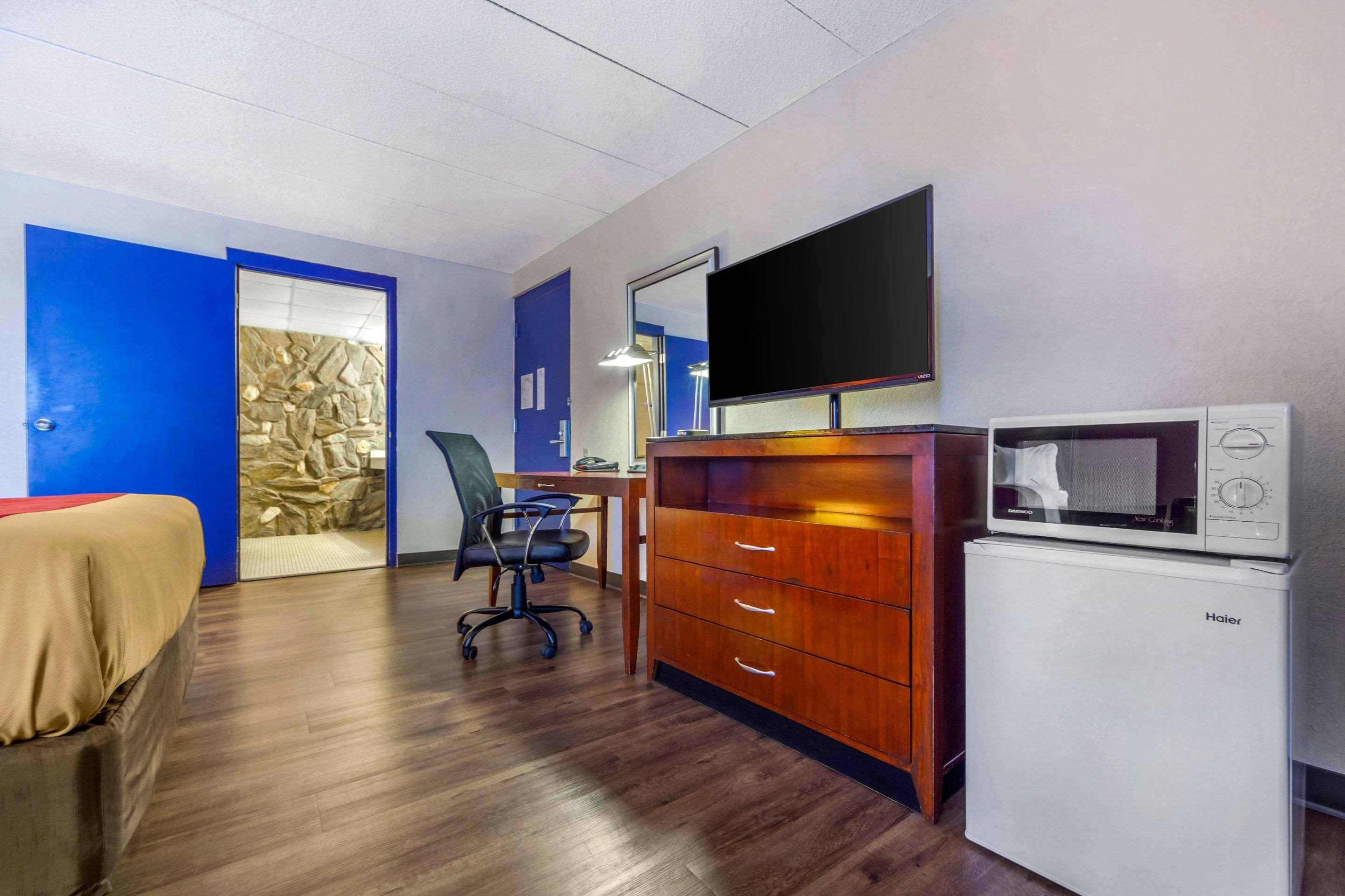 Econo Lodge Inn & Suites Brookings Εξωτερικό φωτογραφία