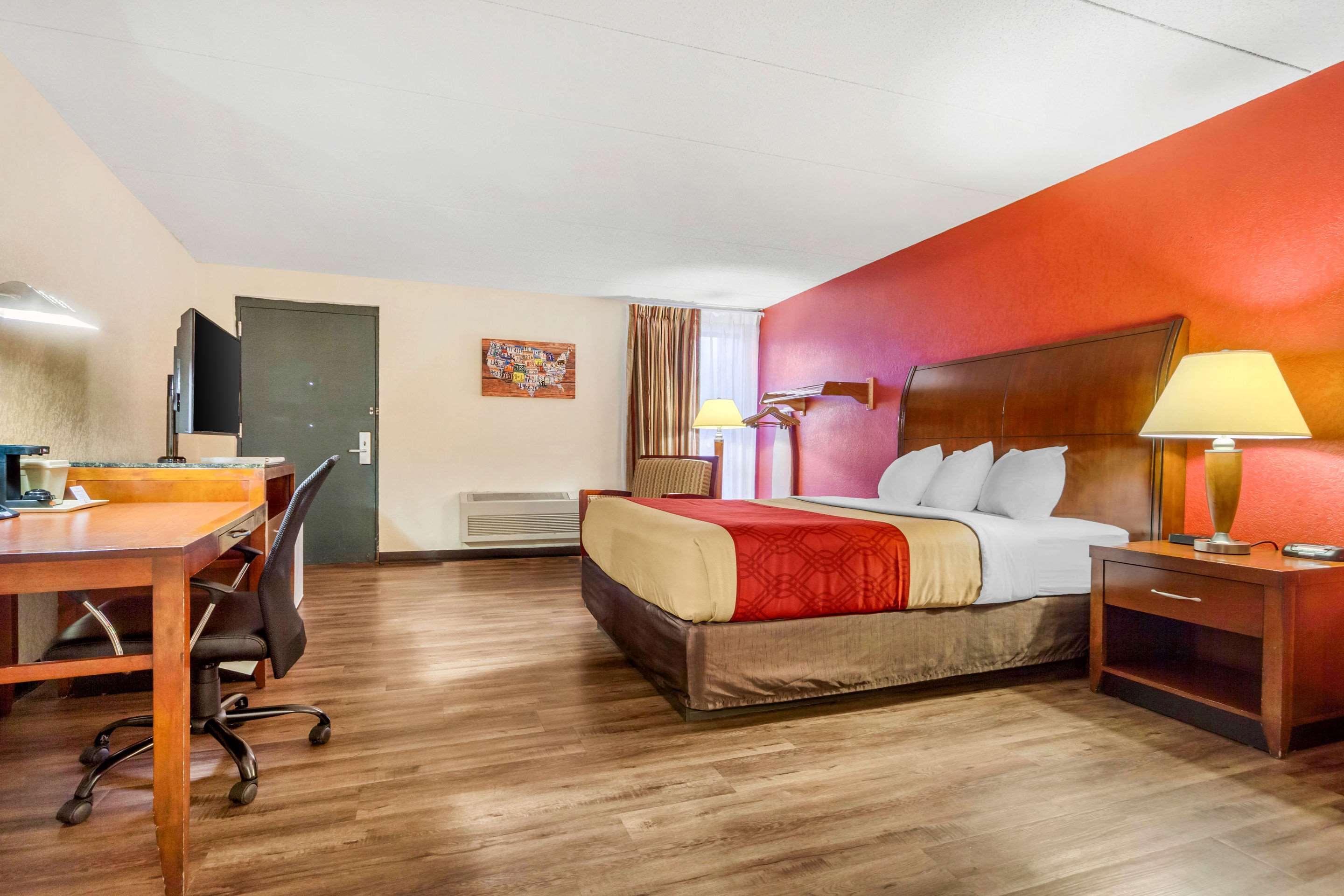 Econo Lodge Inn & Suites Brookings Εξωτερικό φωτογραφία
