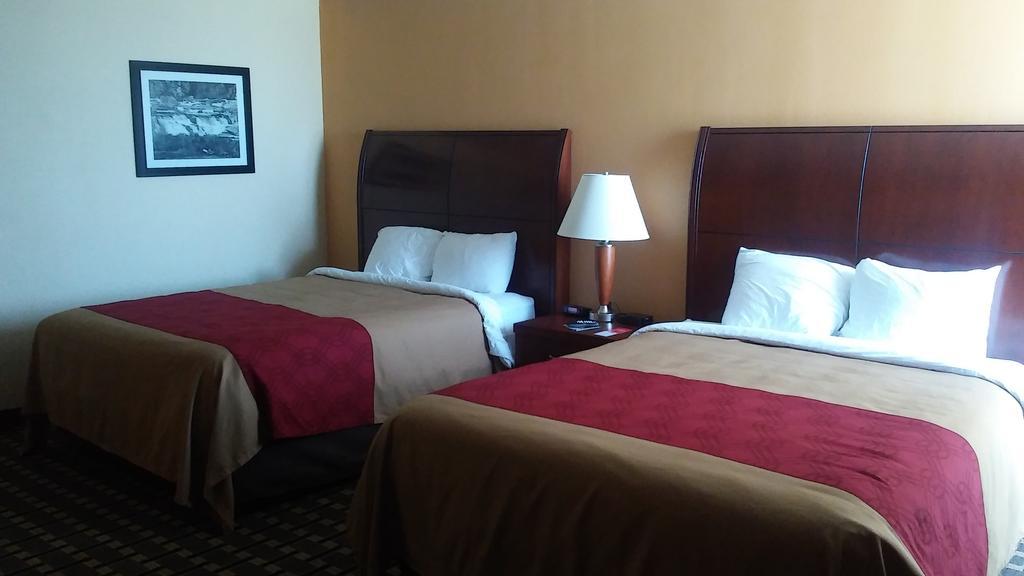 Econo Lodge Inn & Suites Brookings Εξωτερικό φωτογραφία