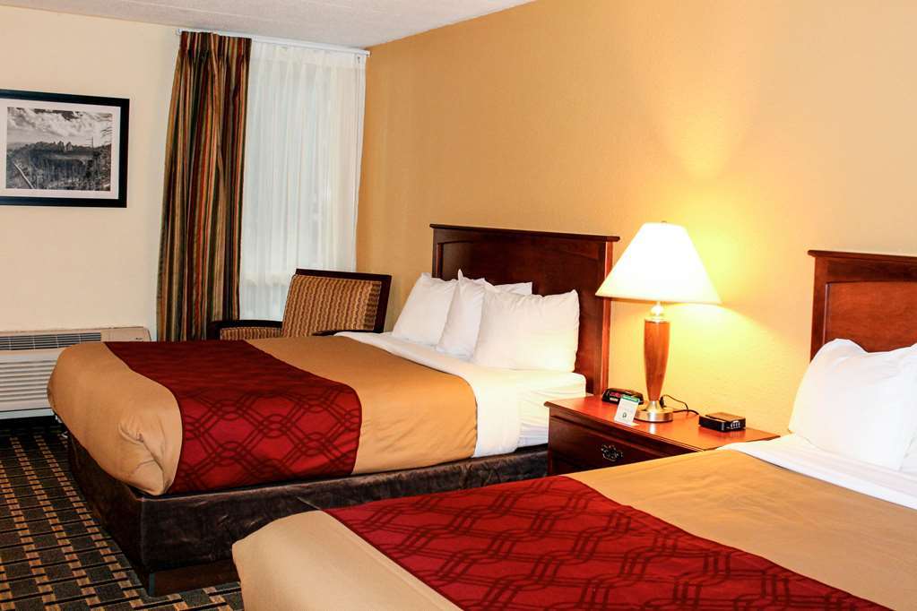 Econo Lodge Inn & Suites Brookings Δωμάτιο φωτογραφία