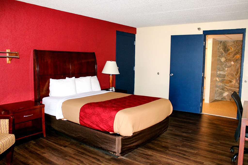 Econo Lodge Inn & Suites Brookings Δωμάτιο φωτογραφία